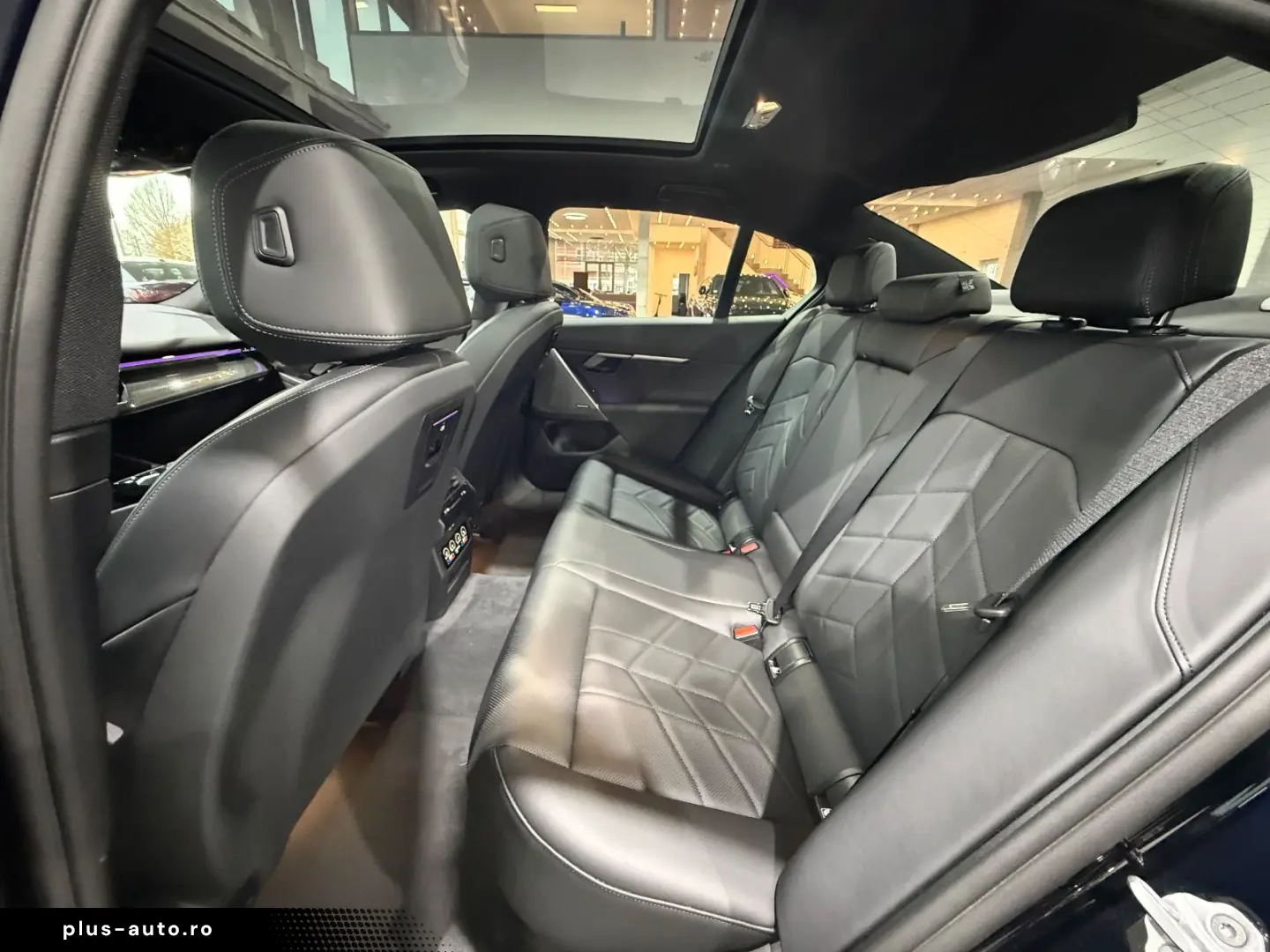 520 i M Sport Carbon Memory H&K HUD  Live Cockpi