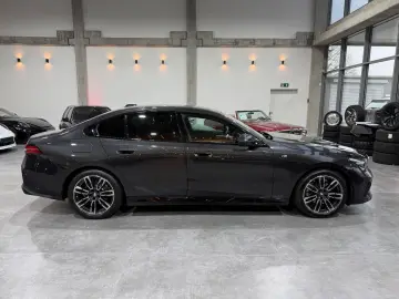 520 i M Sport Carbon HUD H&K Shadow 360  Memory