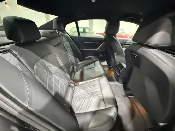 520 i M Sport Carbon HUD H&K Shadow 360  Memory