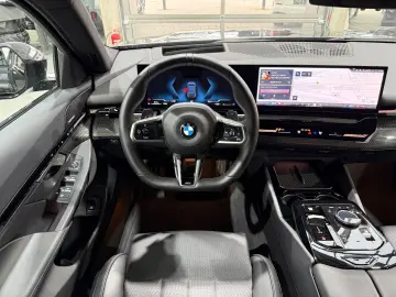 520 i M Sport Carbon HUD H&K Shadow 360  Memory