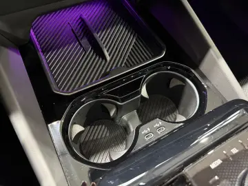 520 i M Sport Carbon HUD H&K Shadow 360  Memory