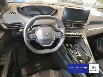 3008 Plug-In Hybrid 225 e-EAT8 Allure Pack