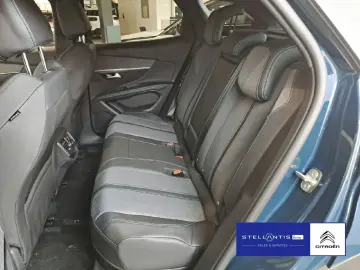 3008 Plug-In Hybrid 225 e-EAT8 Allure Pack