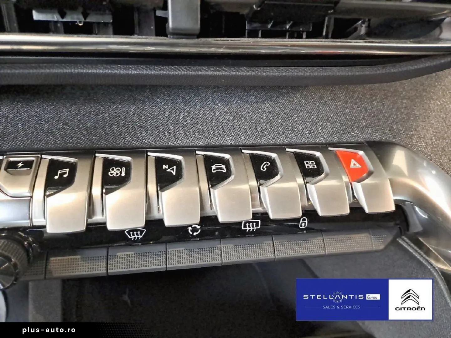 3008 Plug-In Hybrid 225 e-EAT8 Allure Pack