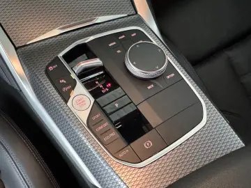 M240 i xDrive  Schale H K ACC LED HUD