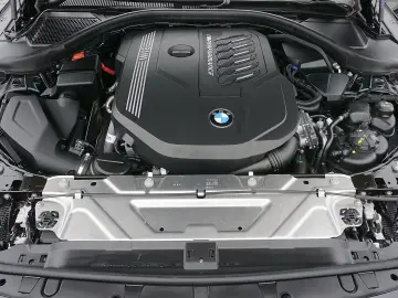 M240i xDrive Coupé Sportpaket HK HiFi DAB LED