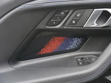 M240i xDrive Coupé Sportpaket HK HiFi DAB LED