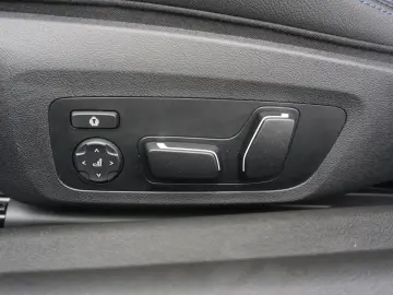 M240i xDrive Coupé Sportpaket HK HiFi DAB LED