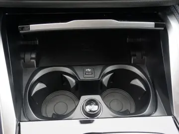 M240i xDrive Coupé Sportpaket HK HiFi DAB LED