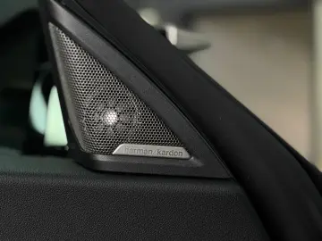 M240i G42 xDRIVE HARMAN KARDON LIVE CP