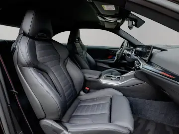 M240i xDrive Coupé HarmanKardon akt.Geschwindigk