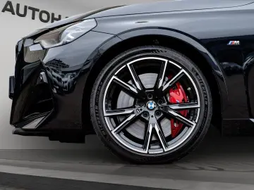 M240i xDrive Coupé HarmanKardon akt.Geschwindigk