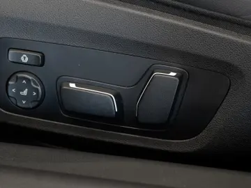 M2 Coupe M-SITZE CARBON HEAD-UP PANO LEDER NAVI