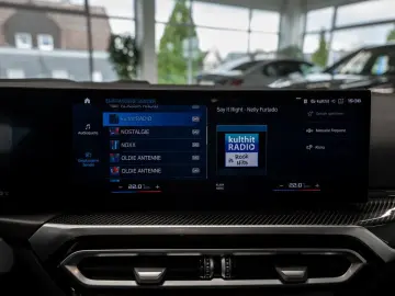 M2 Coupe HUD LED ACC NAVI H K KAMERA LEDER SHZ