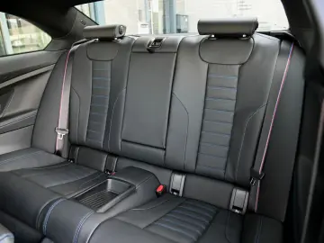 M240i xDrive M Sport Pro M-Sitze  Widescreen  19