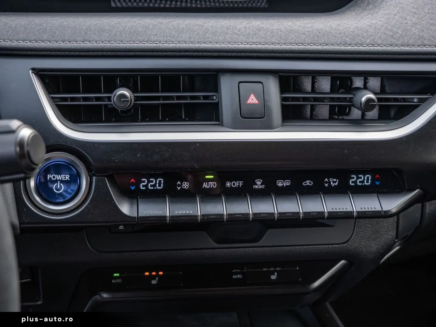 UX 250 h Style  KLIMA SHZ ACC LED SCHEINWERFER