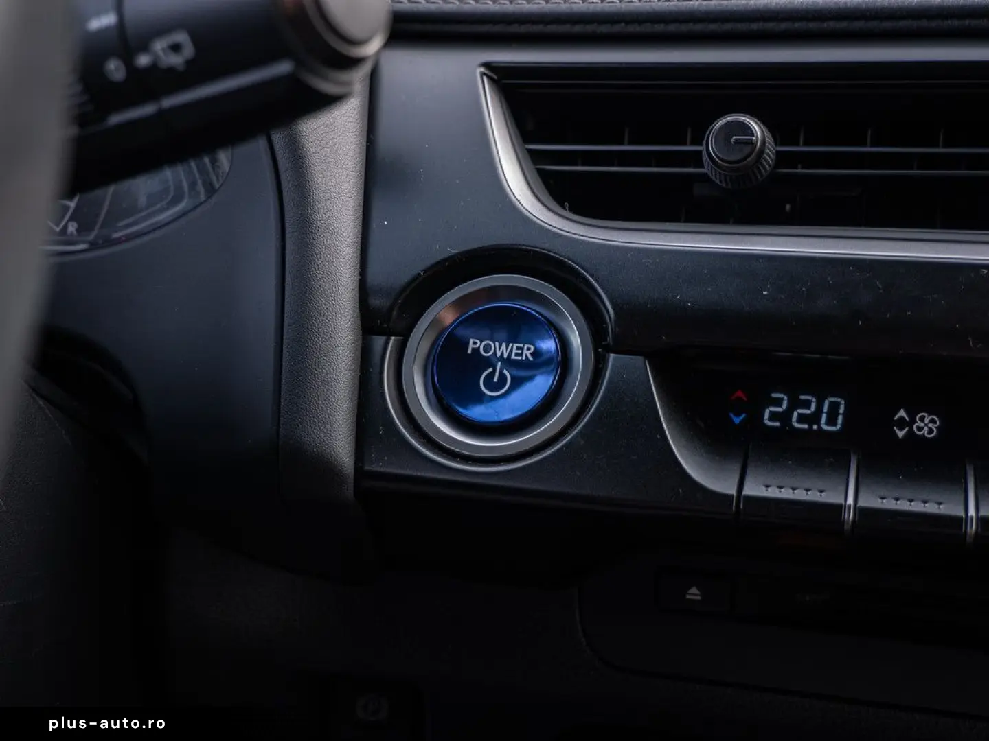 UX 250 h Style  KLIMA SHZ ACC LED SCHEINWERFER