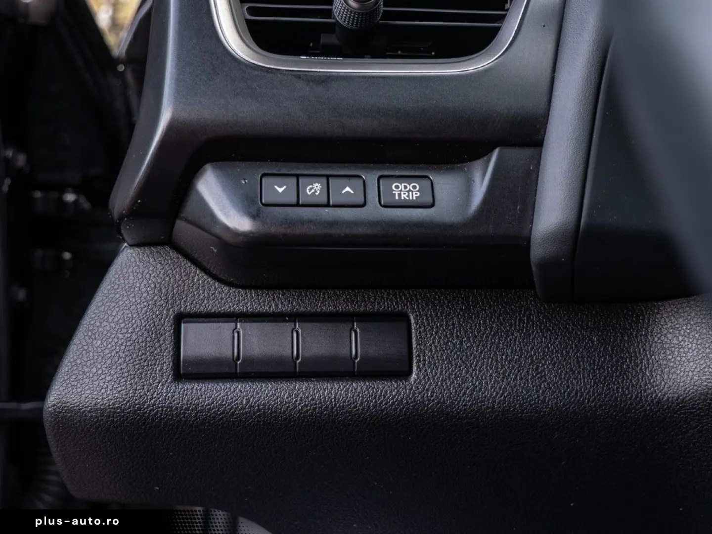 UX 250 h Style  KLIMA SHZ ACC LED SCHEINWERFER