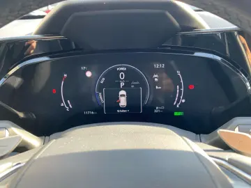 NX 350h E-FOUR Executive Line  360  HUD el Sitze