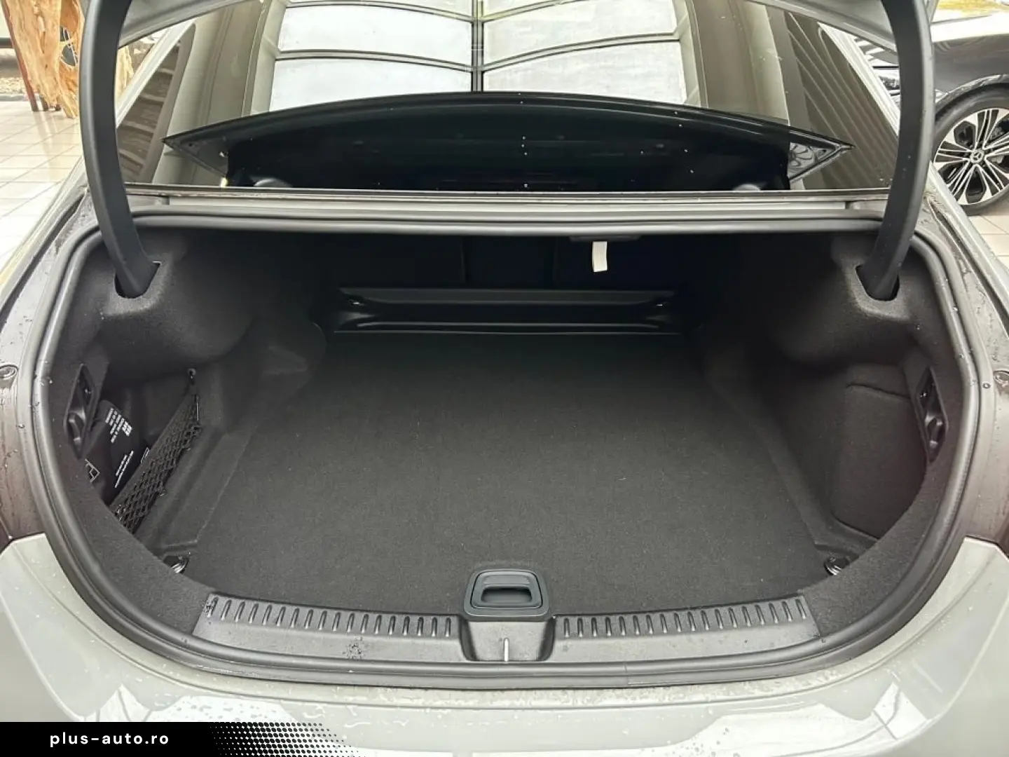 E 450 4M AMG  PANO  BURMESTER  HUD  SUPERSCREEN