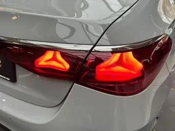 E 450 4M AMG  PANO  BURMESTER  HUD  SUPERSCREEN