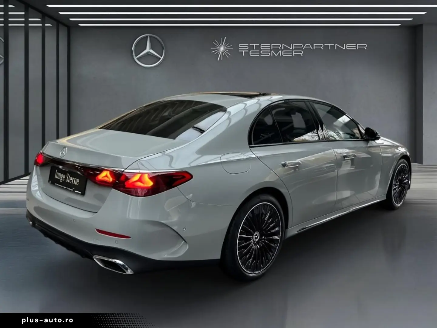 E 450 4M AMG  PANO  BURMESTER  HUD  SUPERSCREEN