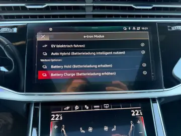 Q7 55 TFSI e  S line Matrix-Laser Luft B&O Pano