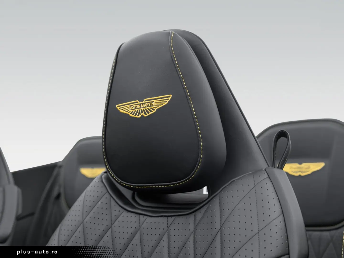 DB12 Volante   Q-SeychellesBlue   Bowers&Wilkins