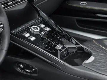 DB12 Volante   Q-SeychellesBlue   Bowers&Wilkins