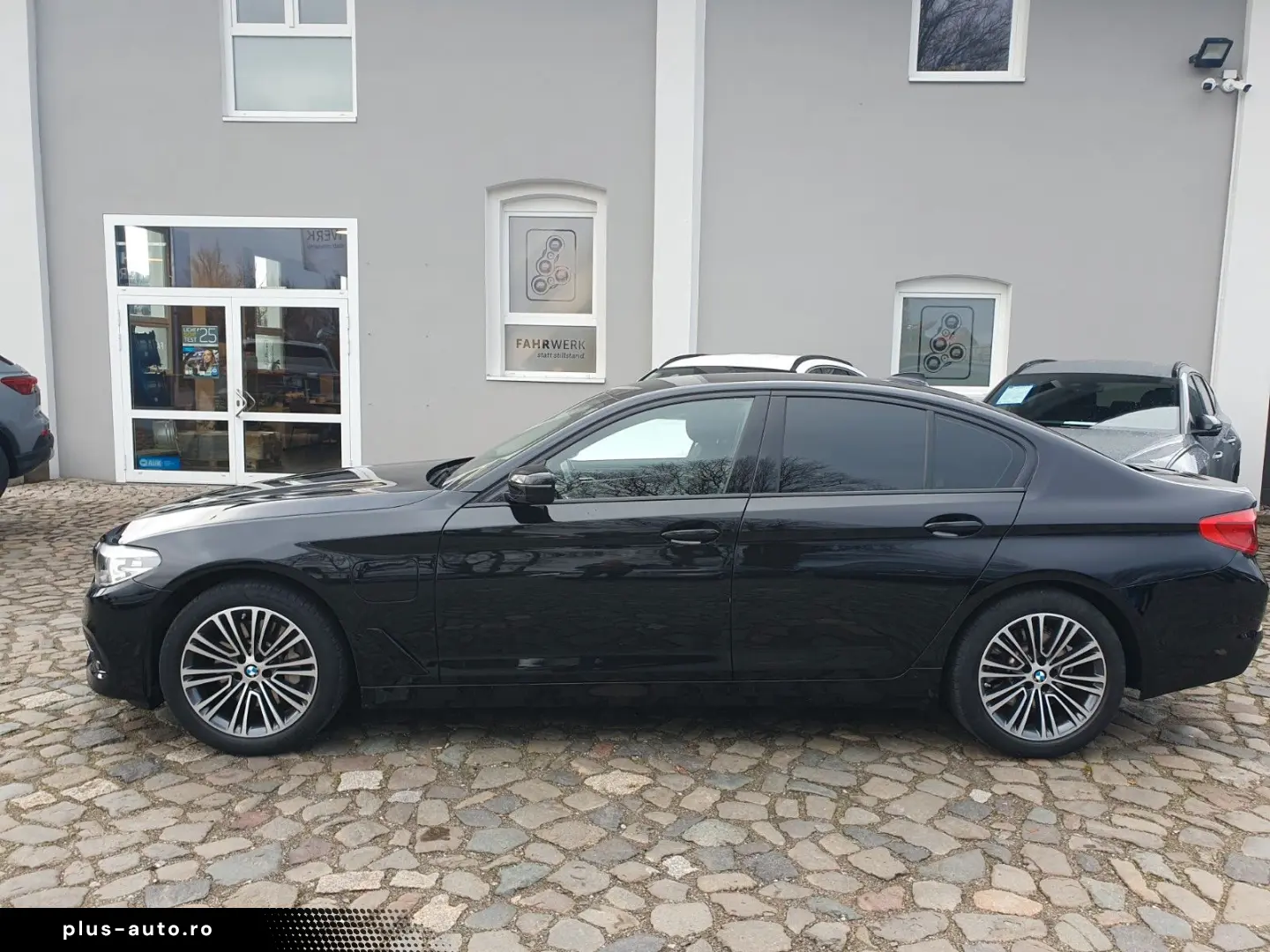 530 5 Limousine 530 e Sport Line Systeml. 251PS