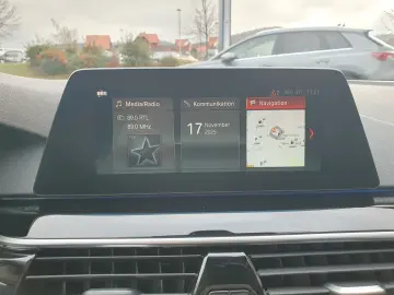 530 5 Limousine 530 e Sport Line Systeml. 251PS