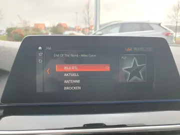 530 5 Limousine 530 e Sport Line Systeml. 251PS