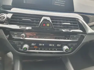 530 5 Limousine 530 e Sport Line Systeml. 251PS