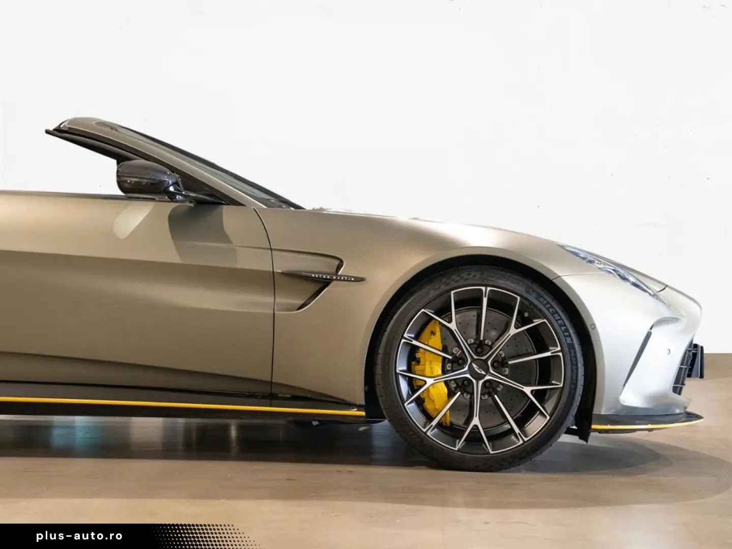 Vantage V8 Roadster Aston Martin Hamburg