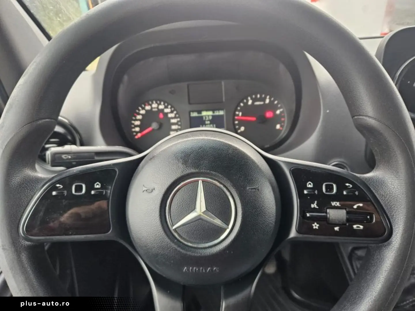 MERCEDES BENZ NEW SPRINTER L3H2