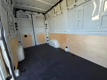 MERCEDES BENZ NEW SPRINTER L3H2