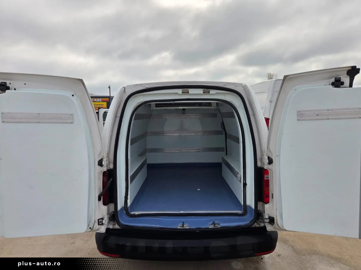 VOLKSWAGEN CADDY MAXI FRIGORIFIC
