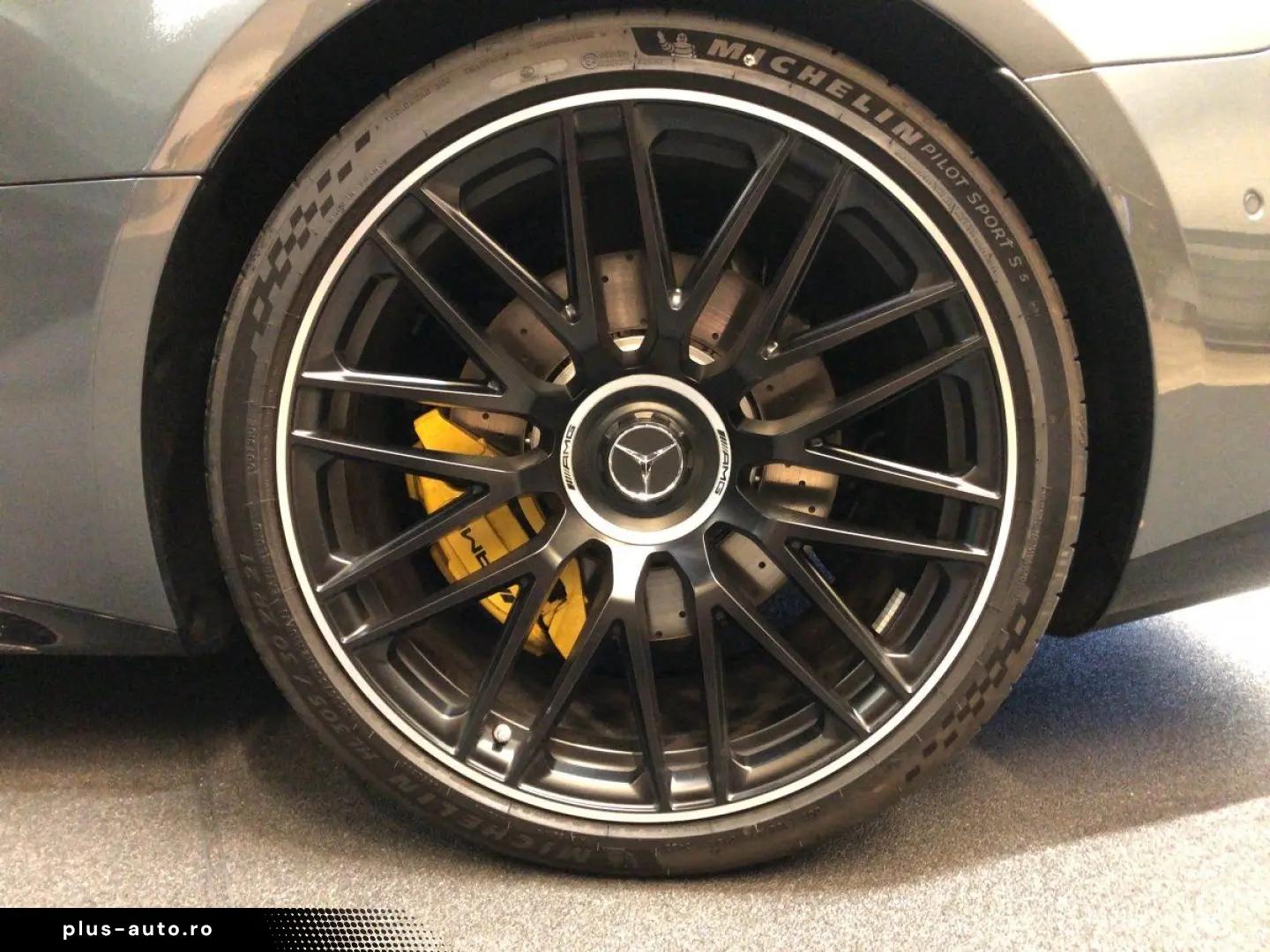 AMG GT 63 4M Premium Plus Burm DigiLight HeadUp