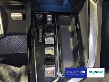 3008 Allure Pack Hybrid EAT8 Alcantara Pano Navi