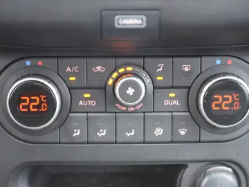 NISSAN QASHQAI  2 1.6 DCI TEKNA 4×4