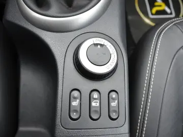 NISSAN QASHQAI  2 1.6 DCI TEKNA 4×4