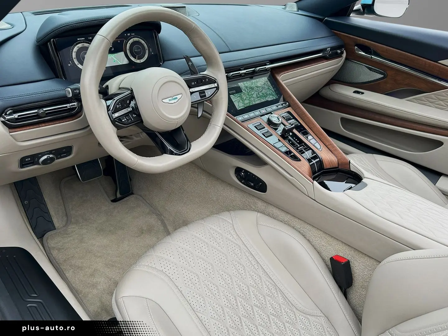 DB12 Volante Carribean Blue Pearl Carbonbremse