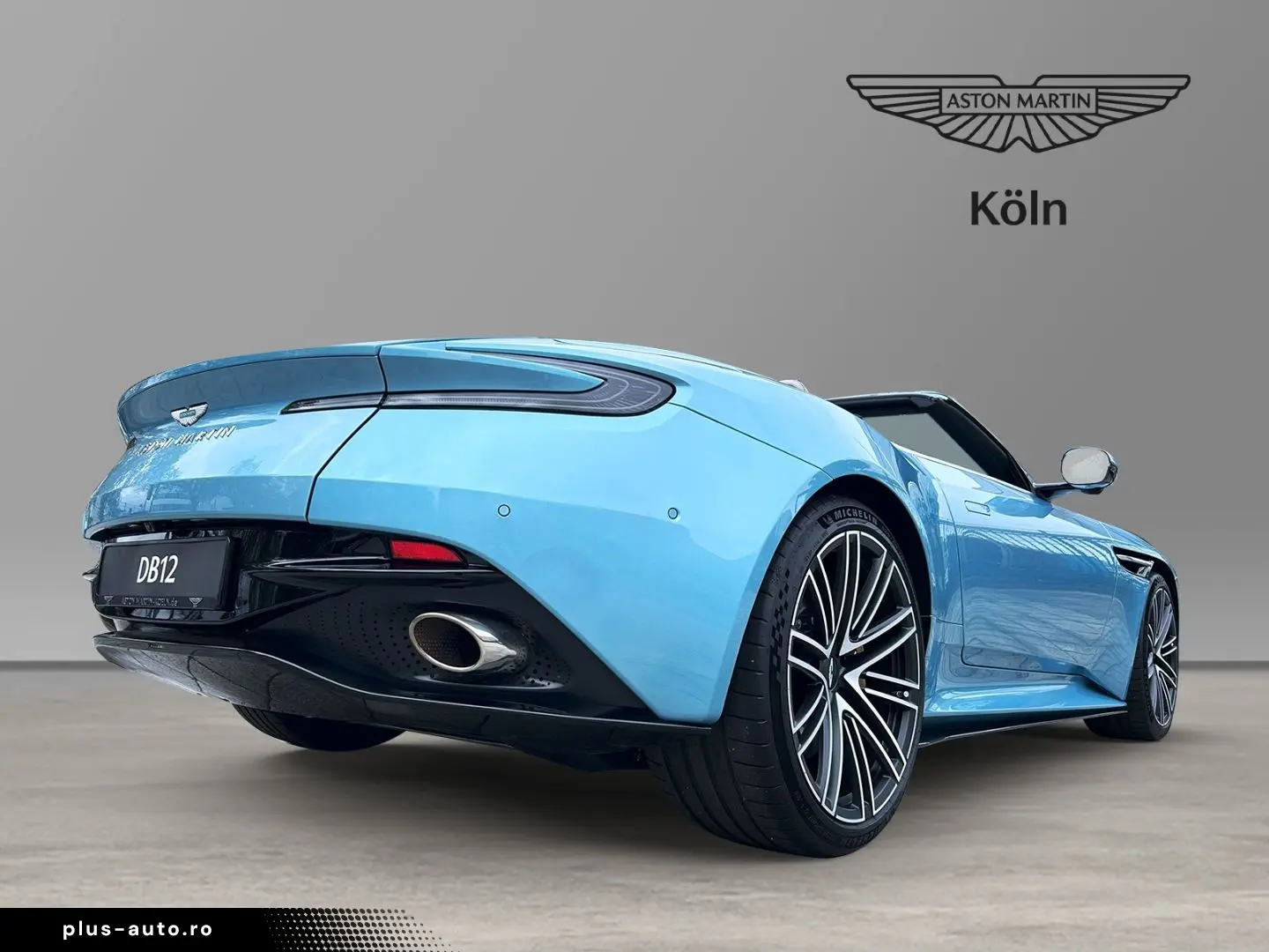 DB12 Volante Carribean Blue Pearl Carbonbremse