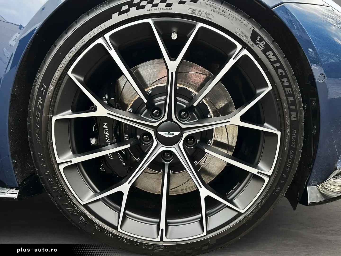 Vantage Seychelles Blue Bowers & Wilkins