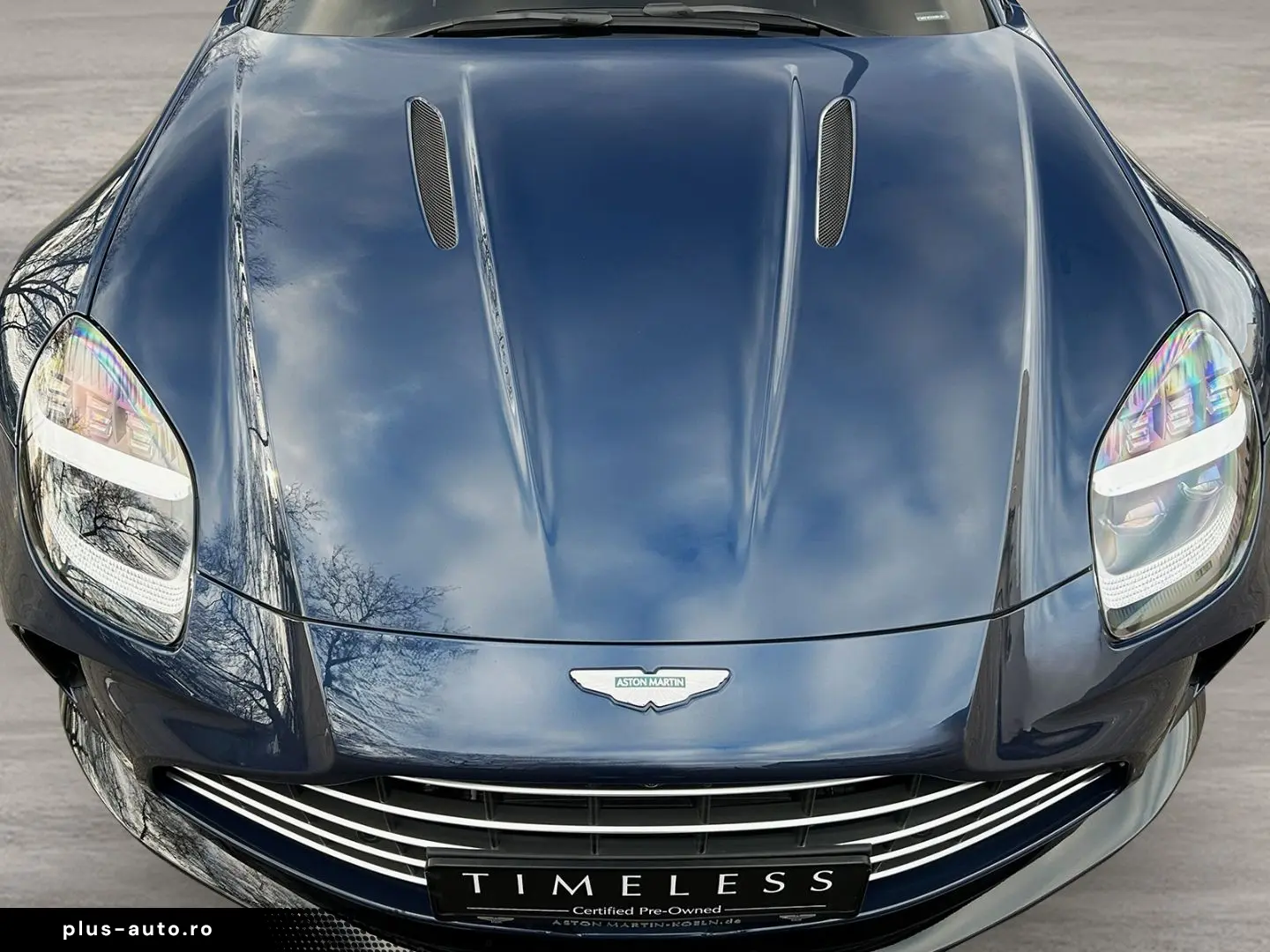 Vantage Seychelles Blue Bowers & Wilkins