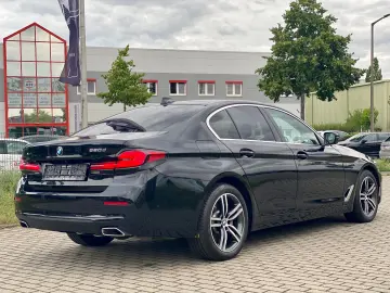 520 d xDrive Navi AHK 18  Standheizung