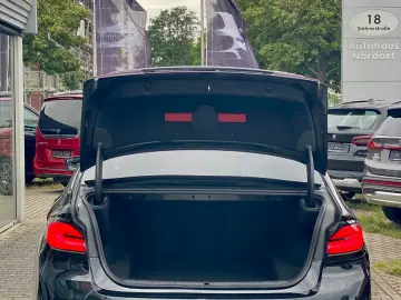 520 d xDrive Navi AHK 18  Standheizung