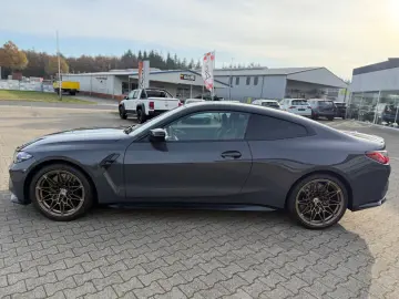 M4 Coupe Competition  M 50 Jahre Edition xDrive