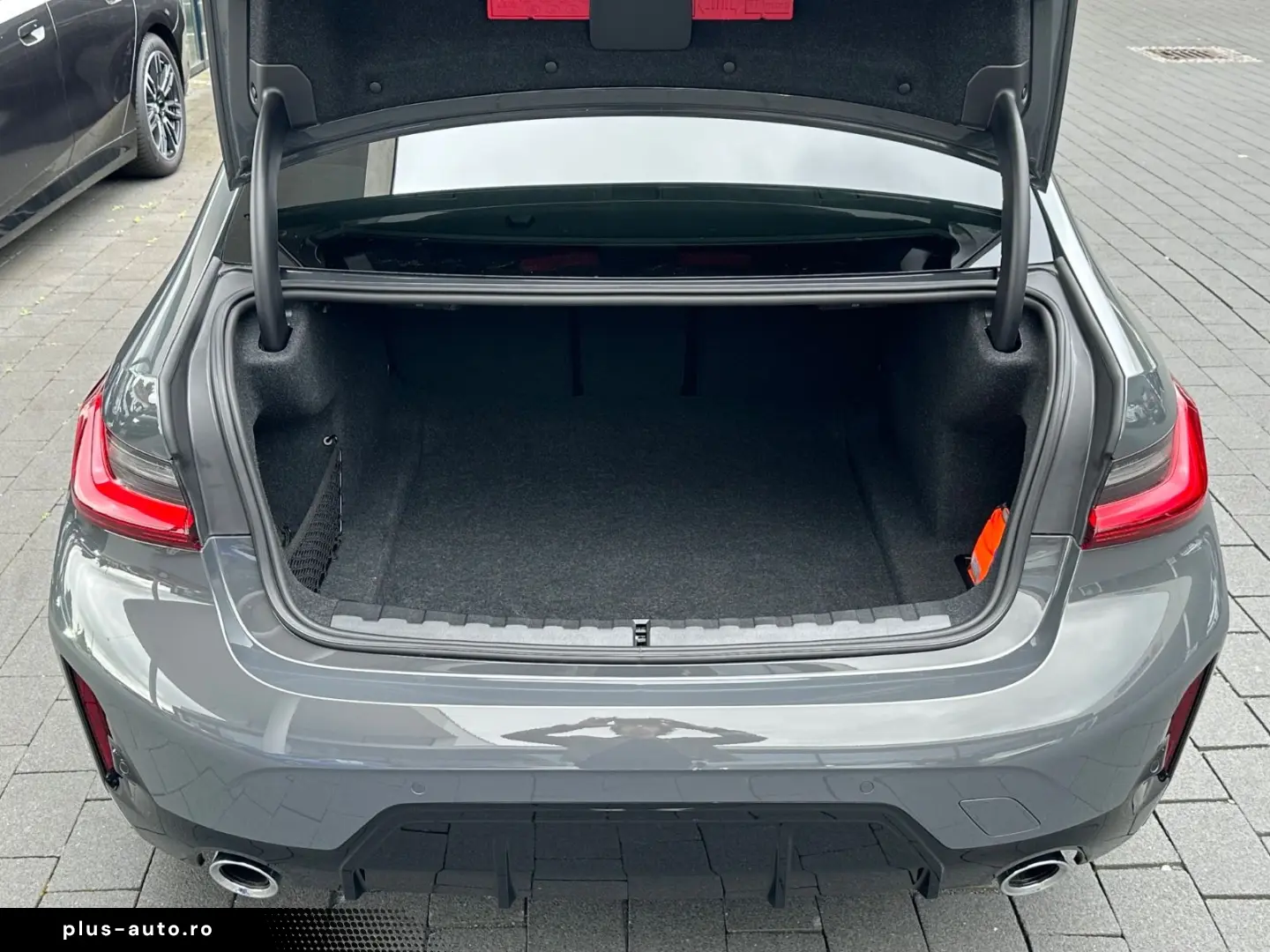 320 d xDrive M Sport   Head-Up   360    19