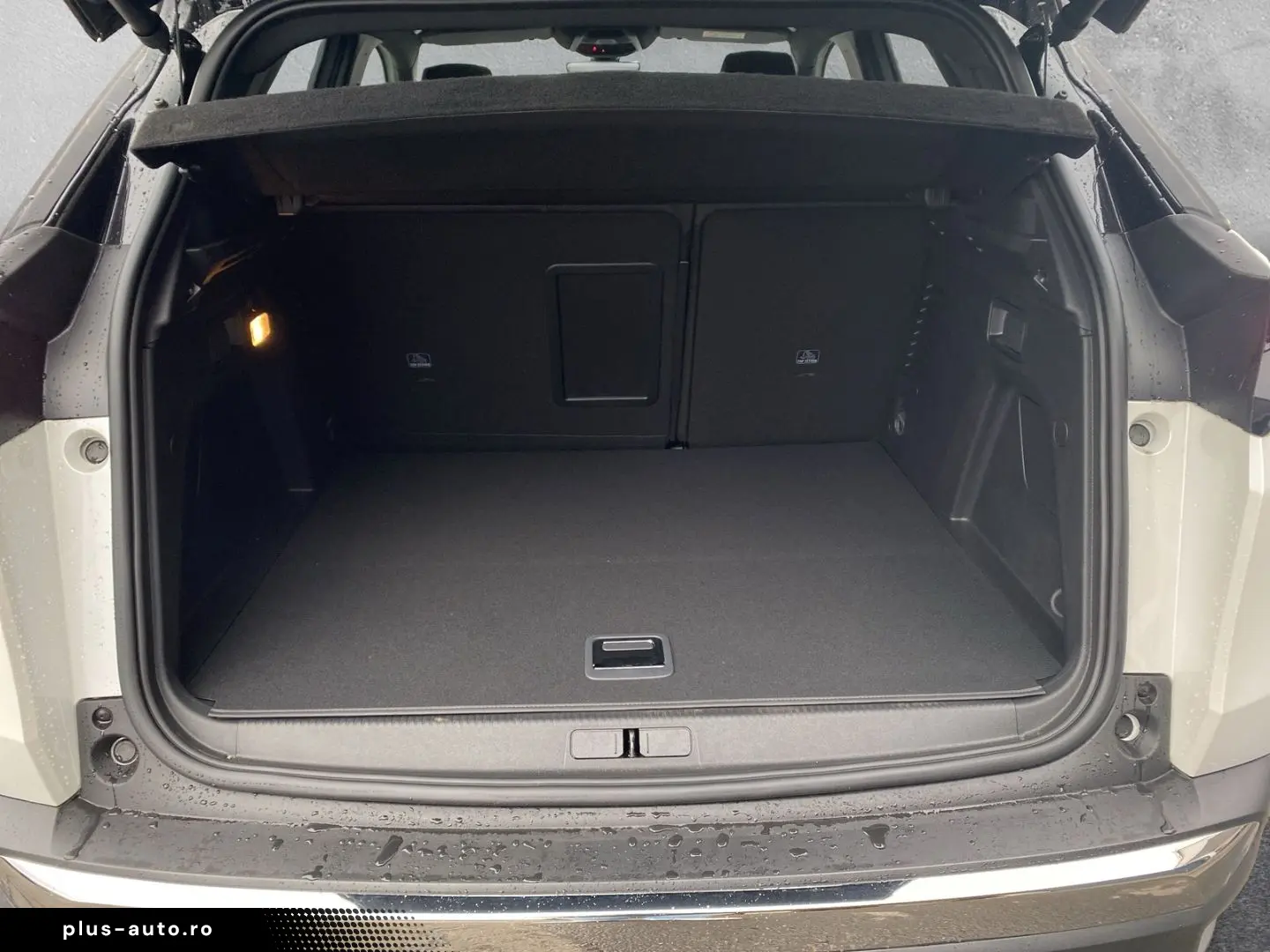 3008 Hybrid4 300 GT 1.6 Plug-In EU6d